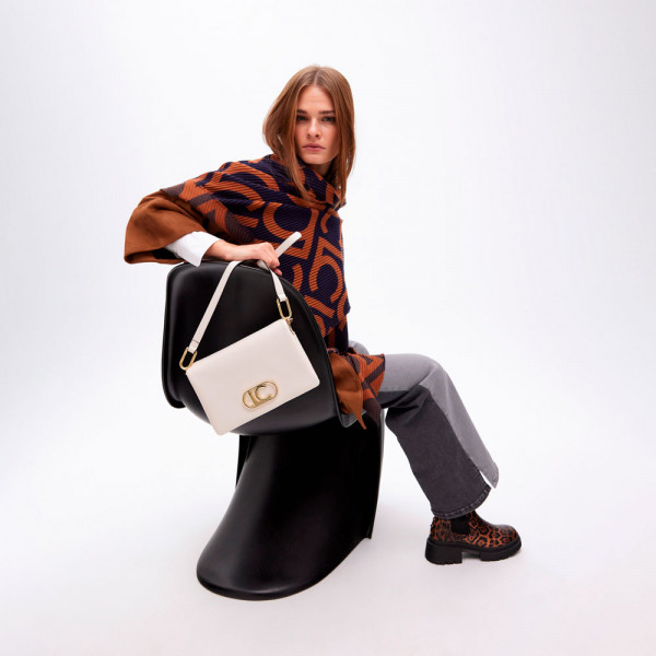 borsa-a-tracolla-a-tre-scomparti-con-patta