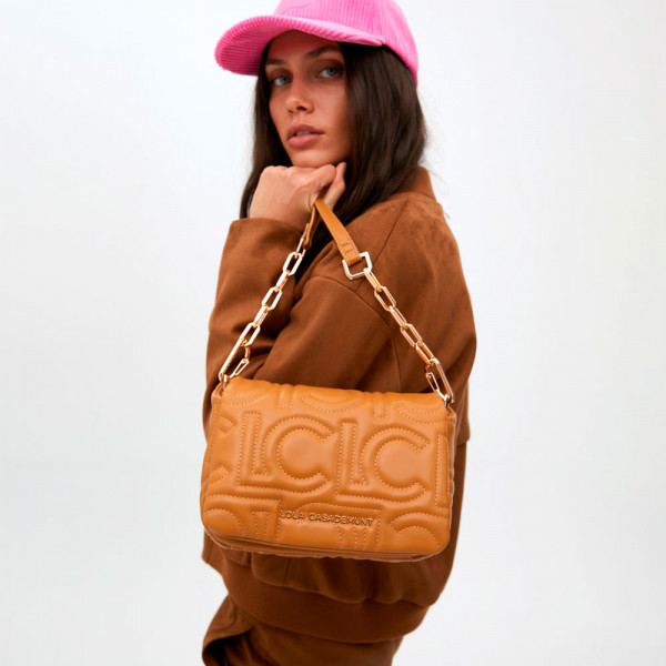 gepolsterte-schultertasche-mit-logo