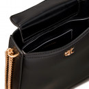 satteltasche-mit-kette-und-monogramm