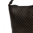 bolsa-tipo-saco-com-o-iconico-logotipo-estampado-por-toda-a-peca