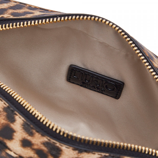 bolsa-transversal-media-com-estampa-animal