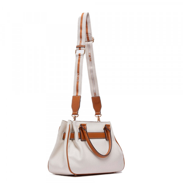 kleine-tasche-mit-schnalle