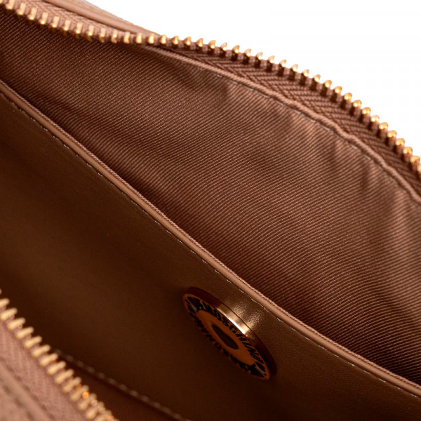 lm-jc4016pp1olt0104-borsa