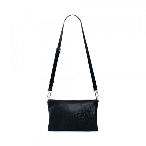 piccola-borsa-con-patta-ricamata