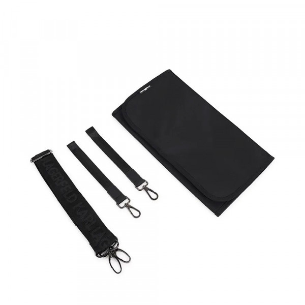 baby-changing-bag-with-brand-print