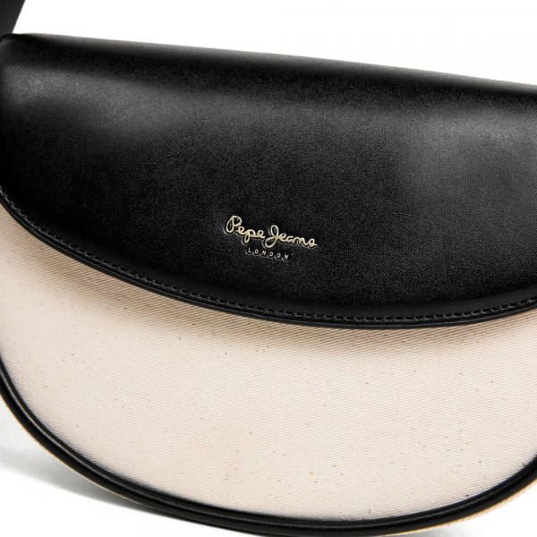 borsa-a-tracolla-abbinata-con-patta