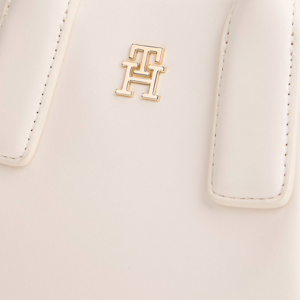 bolsa-tote-essencial-com-logotipo-metalico