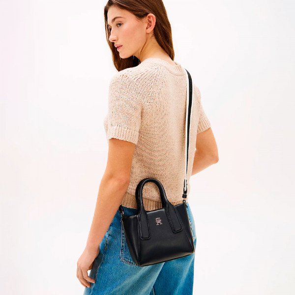 bolso-tote-essential-con-logo-metalizado