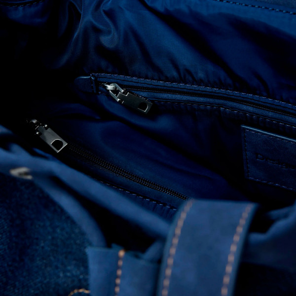 mochila-denim-bombonera-convertible-mediana