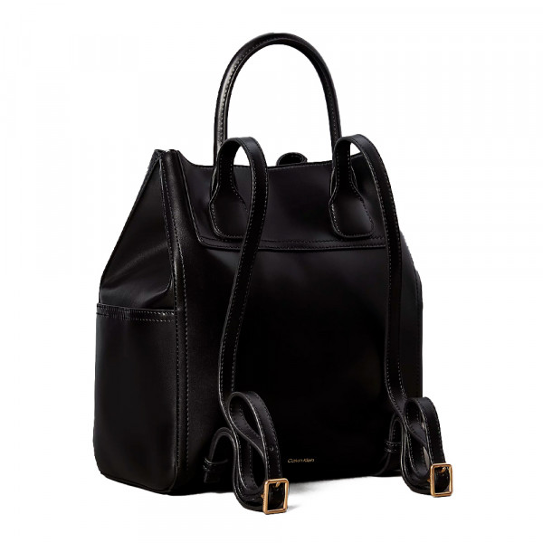 zaino-con-coulisse-monogramma