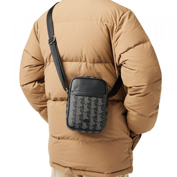 borsa-a-tracolla-verticale-the-blend-con-monogramma-stampato