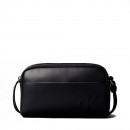 bolso-cruzado-con-logo-monograma-grabado