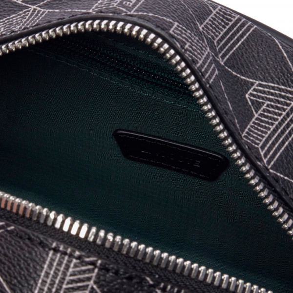 the-blend-toiletry-bag