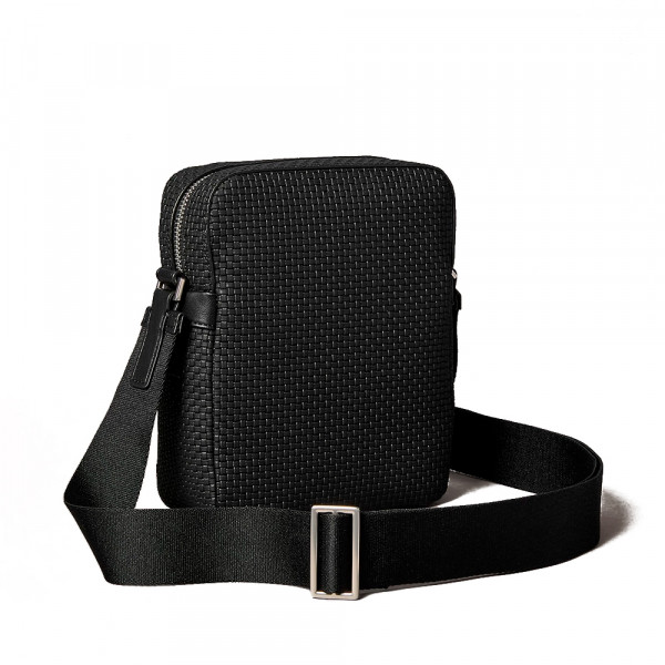 bolsa-de-reportero-tejida-grabada