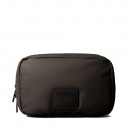 trousse-de-toilette-suspendue-style-doudoune