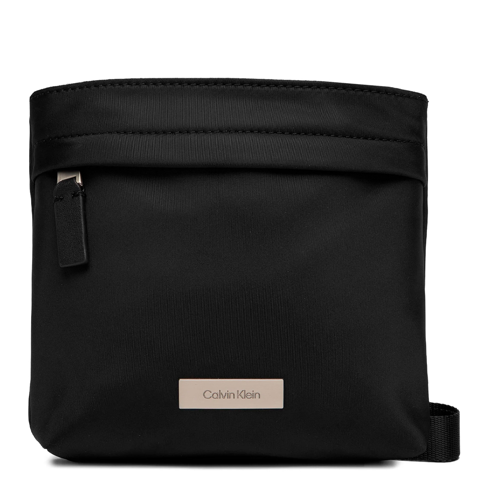 Calvin Klein Jeans Men's Light Messenger Bags, Toiletry Bags And Suitcases For Sleek Slim Flatpack Crossbody Bag
