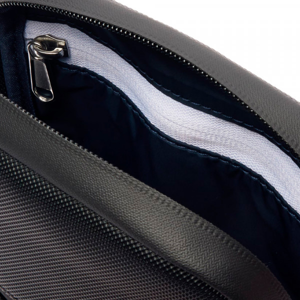 lcst-slimline-small-messenger-bag