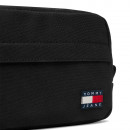 trousse-de-toilette-quotidienne-essentielle