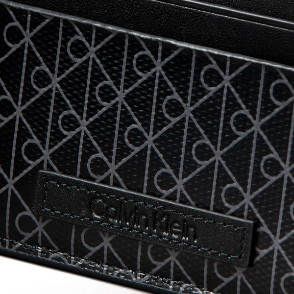 porta-biglietti-da-visita-con-logo-monogramma-all-over