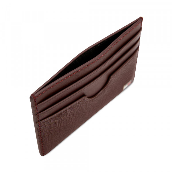 tarjetero-de-piel-con-logo-esmaltado