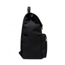 rucksack-mit-kontrastklappe