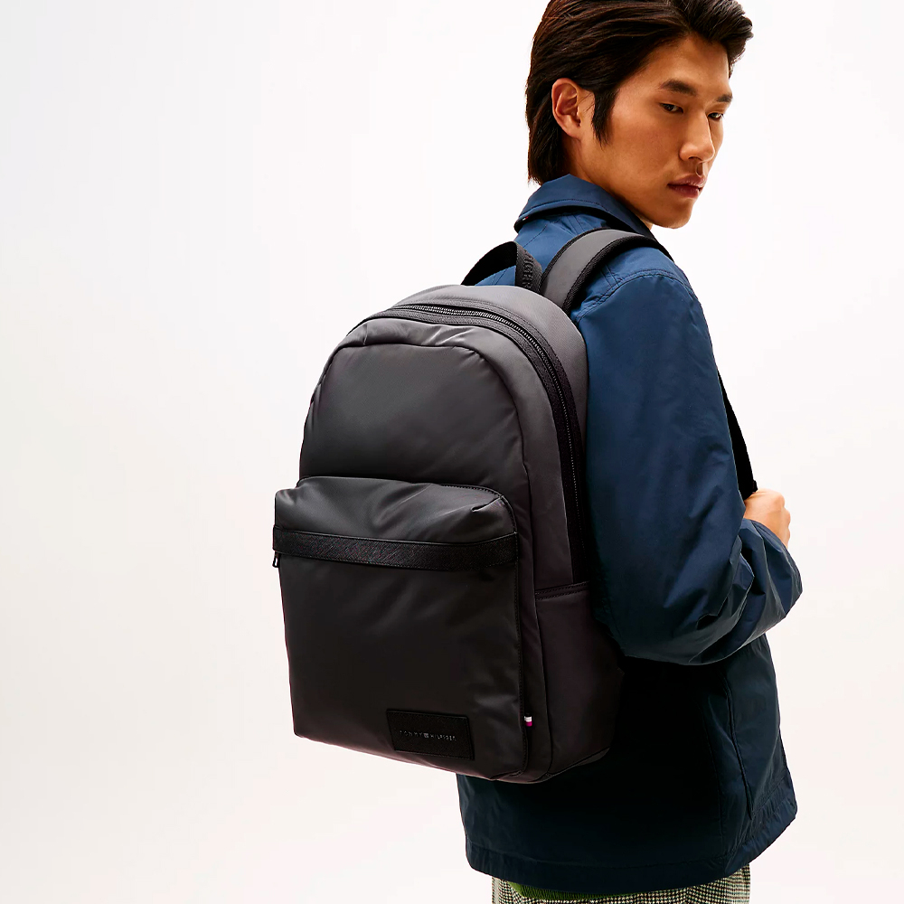 Tommy Hilfiger Bags Mochila de tela con parche del logo – imagen 2