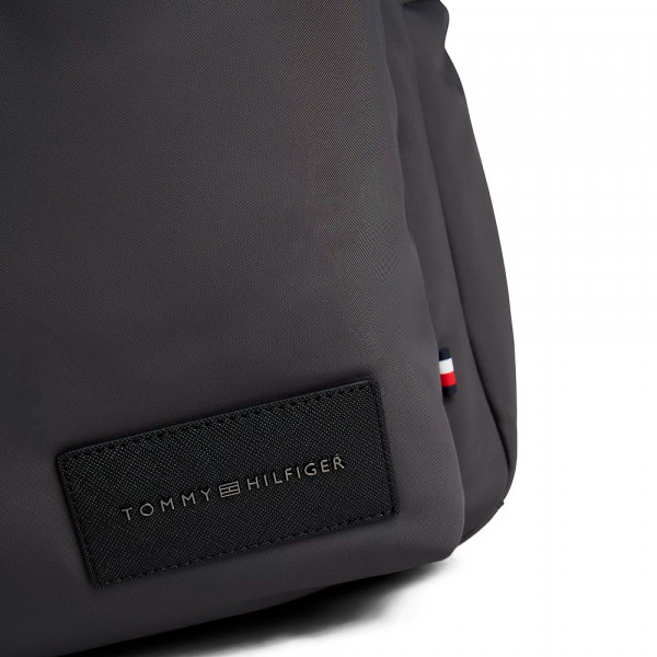 mochila-de-lona-com-etiqueta-de-logotipo