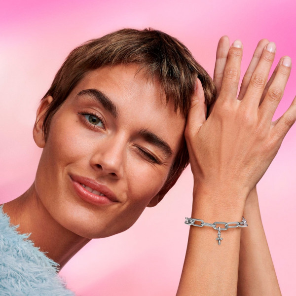 pandora-mini-ciondolo-con-croce-lucida-me-793044c01