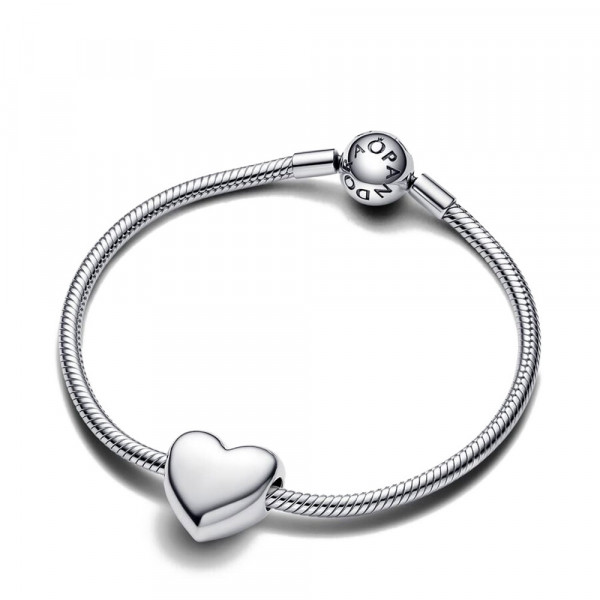 sii-il-ciondolo-a-forma-di-cuore-d-amore