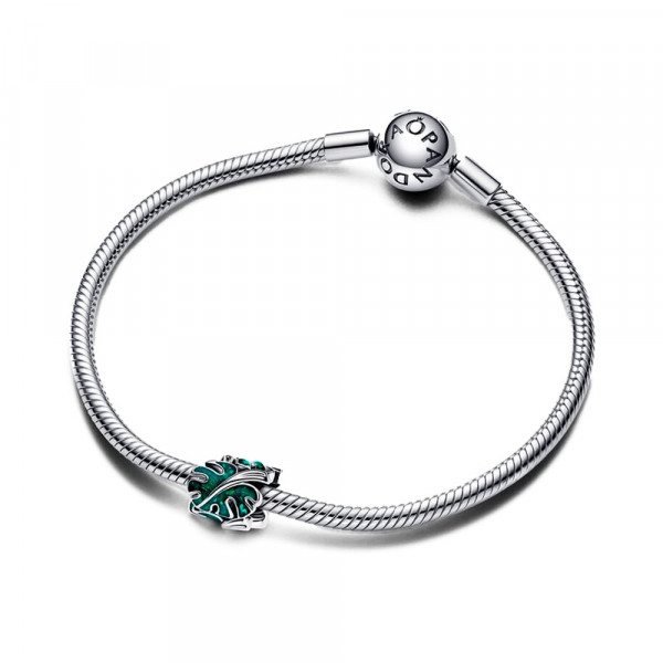 green-monstera-leaves-charm-793332c01