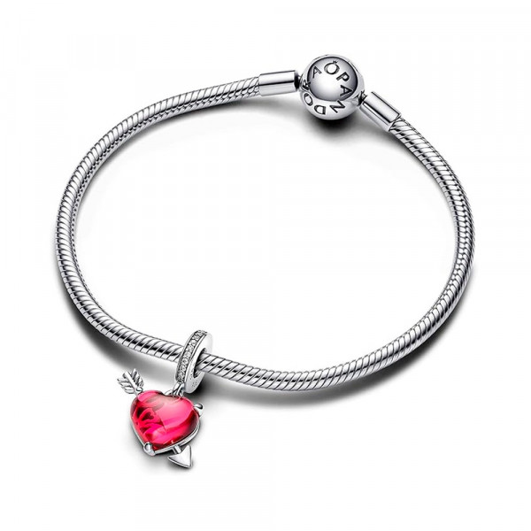 charm-colgante-de-cristal-de-murano-corazon-rojo-y-flecha-793085c01