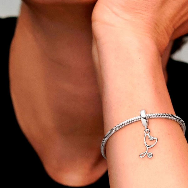 pingente-de-estetoscopio-799072c01