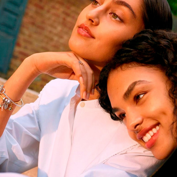 pingente-de-espiritualidade-mao-de-hamsa-olho-que-tudo-ve-e-pena-768785c01