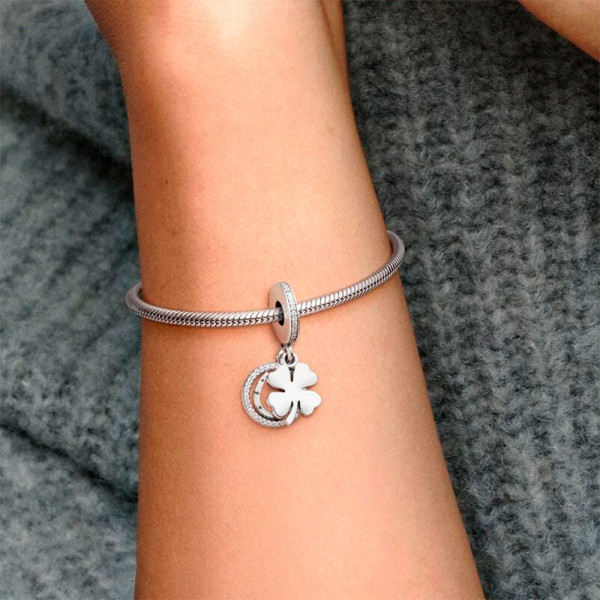 charm-colgante-dia-de-la-suerte-792089cz