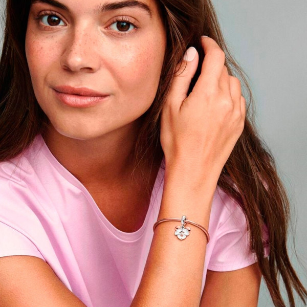 charm-colgante-doble-mickey-mouse-de-disney-780112c01