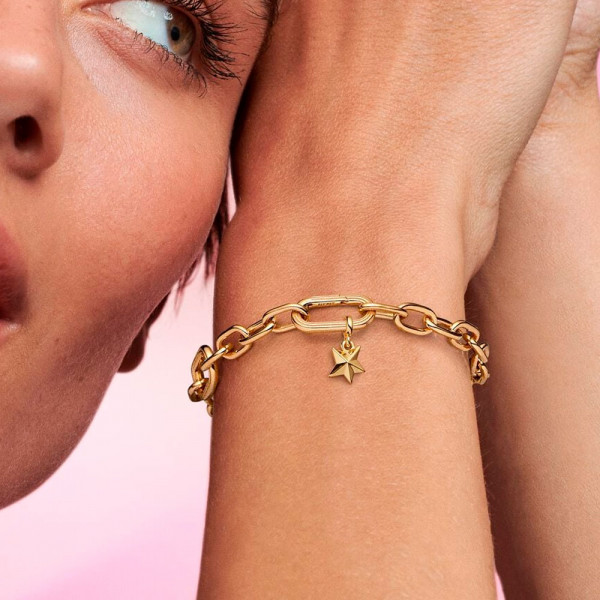 mini-anhanger-mit-facettiertem-stern-763628c01