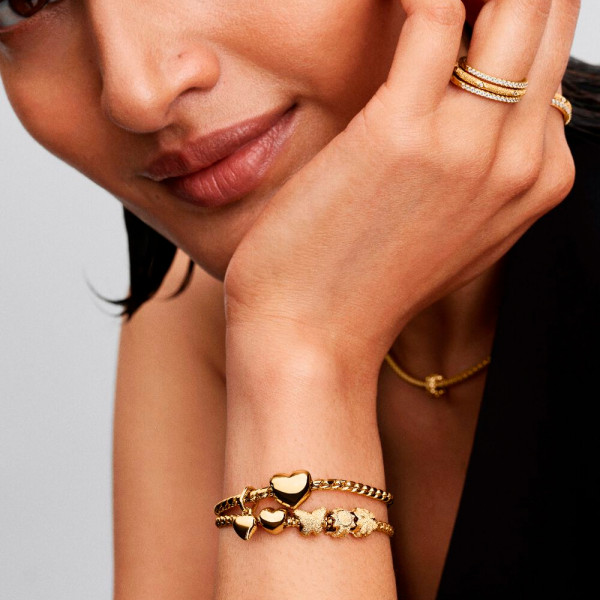 mini-anhanger-mit-kleeblatt-textur-14-karat-goldauflage-764047c00