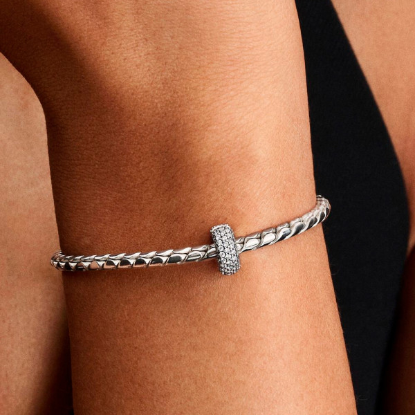 ciondolo-con-clip-pave-794032c01