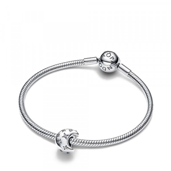 charm-luna-creciente-794254c01