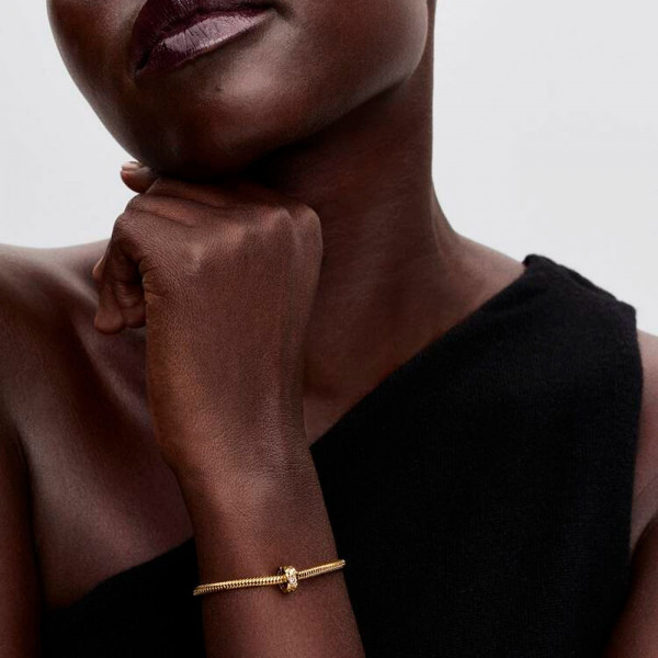 breloque-clip-mickey-mouse-et-minnie-mouse-764130c01