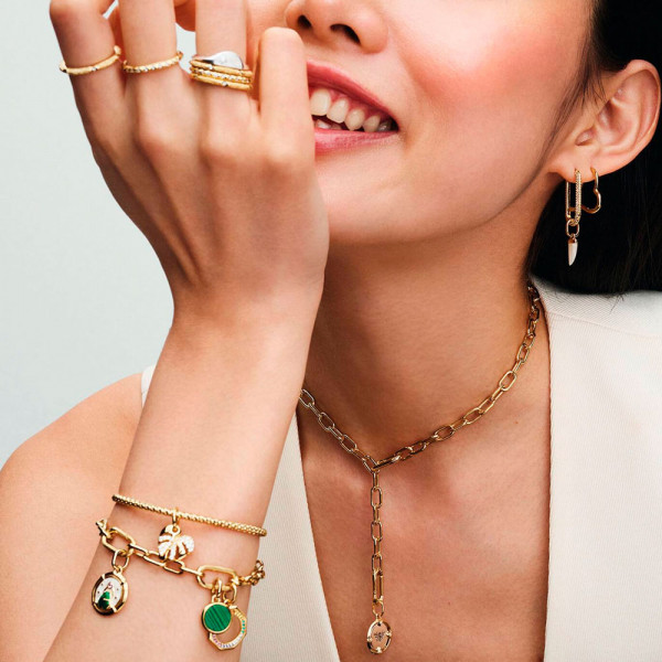 charm-medallon-de-abeja-763417c01