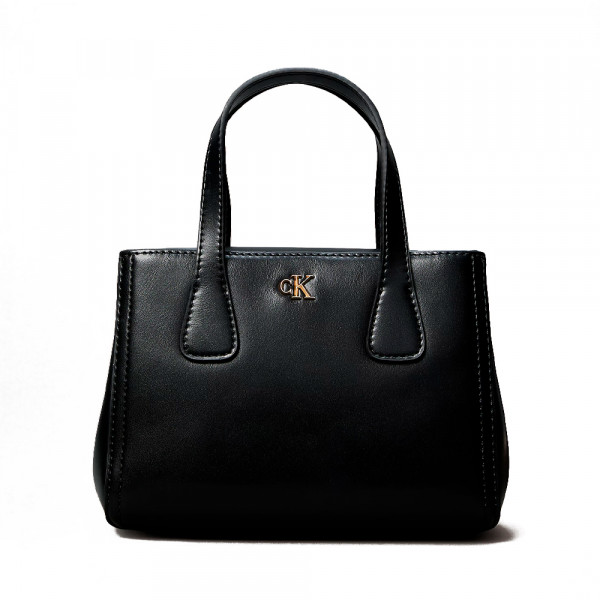 refined-shoulder-bag