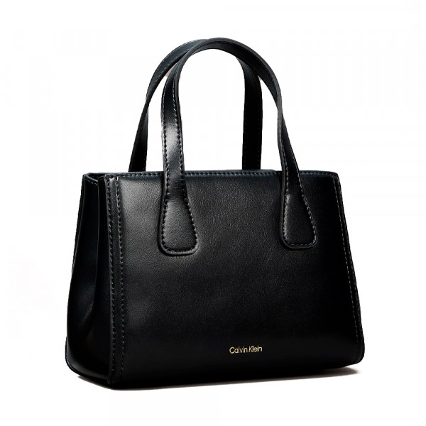 refined-shoulder-bag