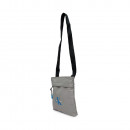sac-bandouliere-plat-en-nylon-avec-logo-monogramme