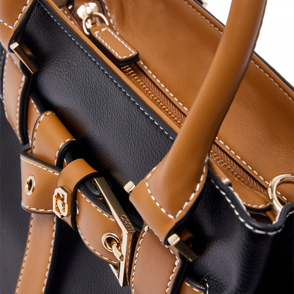 small-bag-with-buckle