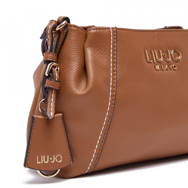 bag-aa6168-e1012