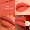 guerlain-kisskiss-bee-glow-matte-den-matte-laebestift-med-honning-der-trodser-afsmitning