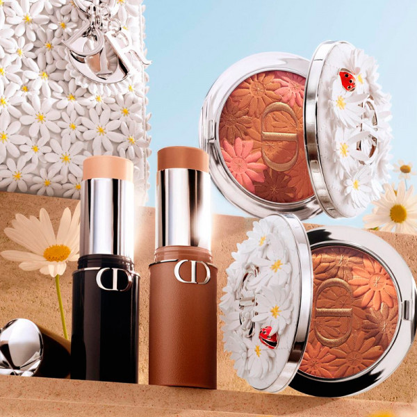 dior-forever-nude-bronze-glow-limited-edition-bronzing-powder-natural-radiant-finish-long-lasting-tan-effect