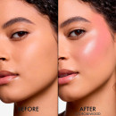 dior-backstage-rosy-glow-stick-lichtgevende-blushstick-met-ph-geactiveerde-kleur