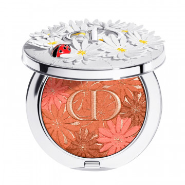 dior-forever-nude-bronze-glow-limited-edition-bronzing-pudder-naturlig-stralende-finish-langvarig-tan-effekt